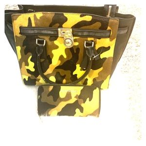 Brand New Micheal Kors purse and wallet